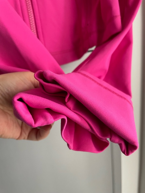 NWOT LULULEMON Define Cropped Jacket - Bright Pink - Picture 3 of 10